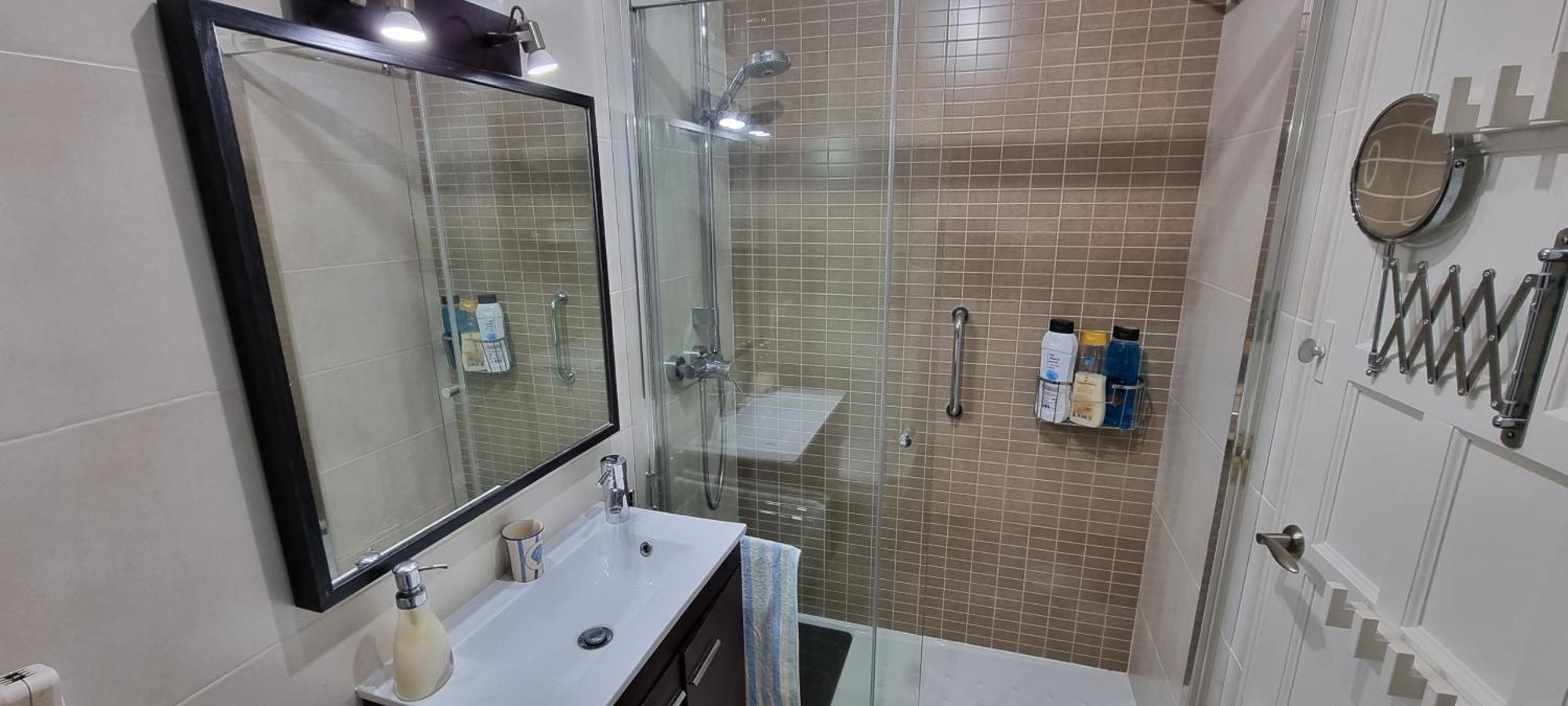 شقة Vidabrava, Sagaro Garden Loft ساغارو المظهر الخارجي الصورة