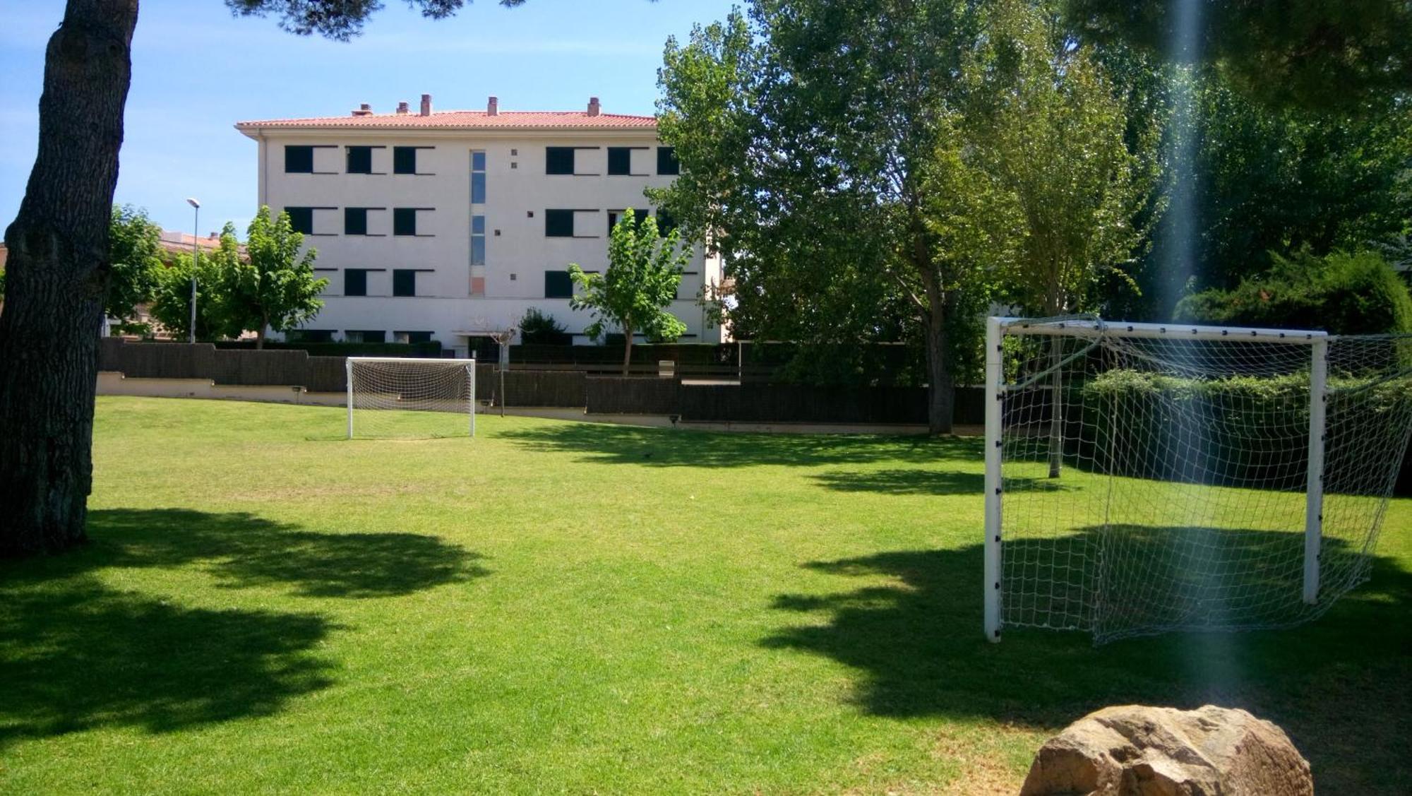 شقة Vidabrava, Sagaro Garden Loft ساغارو المظهر الخارجي الصورة